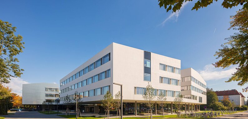 Das Bild zeigt die Fachhochschule St. Pölten.